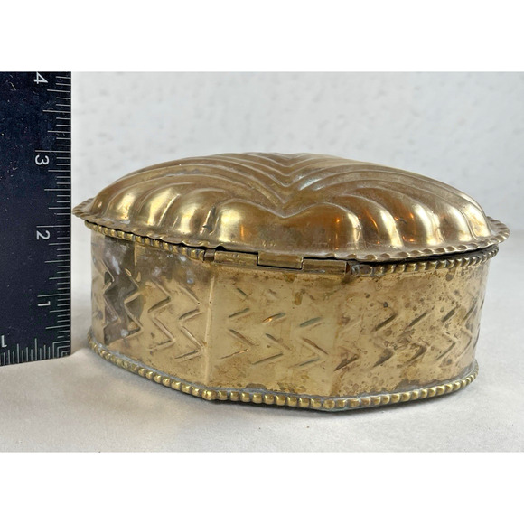 Solid Brass Clam Shell Trinket Box Lot of 2 Hinged Lids Patina Mid Century Vtg - Picture 10 of 12